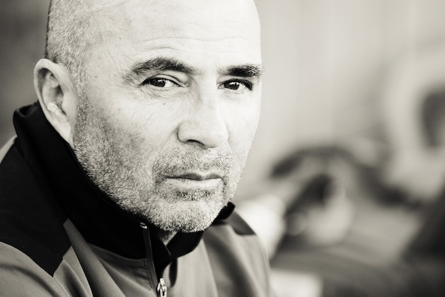 MADRID, SPAIN - MARCH 19:  (EDITORS NOTE: DIGITAL FILTERS APPLIED) Jorge Sampaoli, coach of Sevilla FC during The La Liga match between Atletico Madrid v Valencia F.C. at  Vicente Calderon on March 19, 2017 in Madrid, Spain. (Photo by Sonia Canada/Getty Images)
