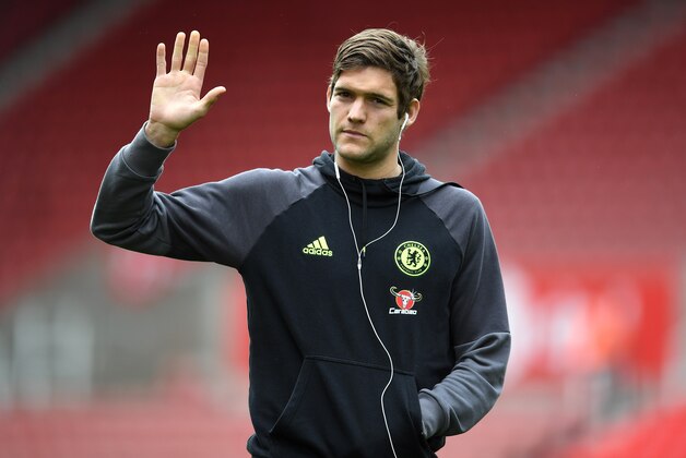 STOKE ON TRENT, ENGLAND - MARCH 18:  Marcos Alonso of Chelsea waves to fans prior to the Premier League match between Stoke City and Chelsea at Bet365 Stadium on March 18, 2017 in Stoke on Trent, England.  (Photo by Laurence Griffiths/Getty Images)