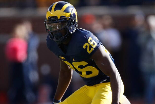 ANN ARBOR, MI - OCTOBER 22: Jourdan Lewis #26 of the Michigan Wolverines waits for the snap of the ball while playing the Illinois Fighting Illini on October 22, 2016 at Michigan Stadium in Ann Arbor, Michigan. (Photo by Gregory Shamus/Getty Images) ANN ARBOR, MI - OCTOBER 22: Jourdan Lewis #26 of the Michigan Wolverines waits for the snap of the ball while playing the Illinois Fighting Illini on October 22, 2016 at Michigan Stadium in Ann Arbor, Michigan. (Photo by Gregory Shamus/Getty Images)