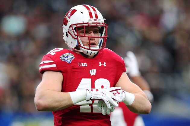 ARLINGTON, TX - JANUARY 02:  T.J. Watt #42 of the Wisconsin Badgers celebrates after a play during the 81st Goodyear Cotton Bowl Classic between Western Michigan and Wisconsin at AT&T Stadium on January 2, 2017 in Arlington, Texas.  (Photo by Tom Pennington/Getty Images)
