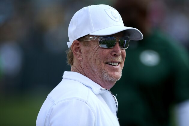 GREEN BAY, WI - AUGUST 18:  Oakland Raiders owner Mark Davis watches warm ups before the preseason game against the Green Bay Packers at Lambeau Field on August 18, 2016 in Green Bay, Wisconsin. (Photo by Dylan Buell/Getty Images)