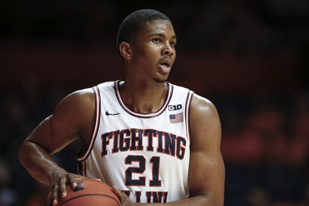 CHAMPAIGN, IL - JANUARY 11: Malcolm Hill #21 of the Illinois Fighting Illini is seen during the game against the Michigan Wolverines at State Farm Center on January 11, 2017 in Champaign, Illinois.  (Photo by Michael Hickey/Getty Images)