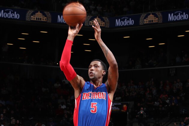 BROOKLYN, NY - MARCH 21: Kentavious Caldwell-Pope #5 of the Detroit Pistons shoots the ball against the Brooklyn Nets on March 21, 2017 at Barclays Center in Brooklyn, New York. NOTE TO USER: User expressly acknowledges and agrees that, by downloading and or using this Photograph, user is consenting to the terms and conditions of the Getty Images License Agreement. Mandatory Copyright Notice: Copyright 2017 NBAE (Photo by Nathaniel S. Butler/NBAE via Getty Images)