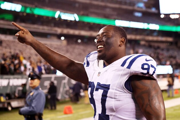 EAST RUTHERFORD, NJ - DECEMBER 05:   Arthur Jones #97 of the Indianapolis Colts celebrates their 41 to 10 win over the New York Jets at MetLife Stadium on December 5, 2016 in East Rutherford, New Jersey.  (Photo by Elsa/Getty Images)