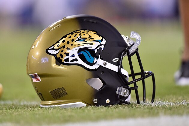 NASHVILLE, TN - OCTOBER 27:  A helmet of the Jacksonville Jaguars rests on the sideline during a game against the Tennessee Titans at Nissan Stadium on October 27, 2016 in Nashville, Tennessee.  (Photo by Frederick Breedon/Getty Images)