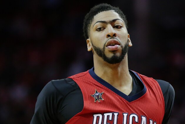 HOUSTON, TX - MARCH 24:  Anthony Davis #23 of the New Orleans Pelicans during the fourth quarter against Houston Rockets at Toyota Center on March 24, 2017 in Houston, Texas. NOTE TO USER: User expressly acknowledges and agrees that, by downloading and/or using this photograph, user is consenting to the terms and conditions of the Getty Images License Agreement.  (Photo by Bob Levey/Getty Images)