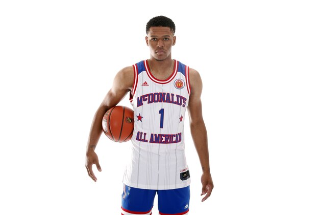 Mar 26, 2017; Chicago, IL, USA; McDonalds High School All-American guard Trevon Duval (1) poses for a photo during the 2017 McDonalds All American Game Portrait Day at Chicago Marriott. Mandatory Credit: Brian Spurlock-USA TODAY Sports Mar 26, 2017; Chicago, IL, USA; McDonalds High School All-American guard Trevon Duval (1) poses for a photo during the 2017 McDonalds All American Game Portrait Day at Chicago Marriott. Mandatory Credit: Brian Spurlock-USA TODAY Sports
