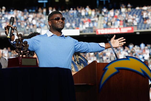 SAN DIEGO, CA - NOVEMBER 22:  Former NFL Player LaDanian Tomlinson has his number retired by the San Diego Chargers during halftime at the game against the Kansas City Chiefs  at Qualcomm Stadium on November 22, 2015 in San Diego, California.  (Photo by Sean M. Haffey/Getty Images)