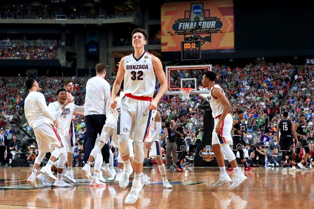 GLENDALE, AZ - APRIL 01:  Zach Collins #32 of the Gonzaga Bulldogs celebrates after defeating the South Carolina Gamecocks during the 2017 NCAA Men's Final Four Semifinal at University of Phoenix Stadium on April 1, 2017 in Glendale, Arizona. Gonzaga defeated South Carolina 77-73. (Photo by Ronald Martinez/Getty Images)