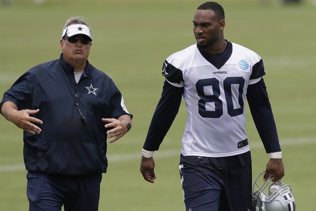 Dallas Cowboys tight end Rico Gathers (80) walks the field with assistant coach Steve Loney during the NFL football team's minicamp at Valley Ranch in Irving, Texas, Tuesday, June 14, 2016. (AP Photo/LM Otero)