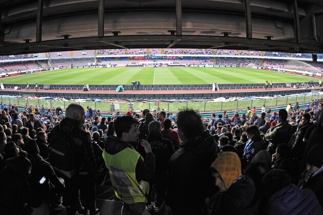 NAPLES, ITALY - APRIL 02:  A general view of the stadium before the Serie A match between SSC Napoli and Juventus FC at Stadio San Paolo on April 2, 2017 in Naples, Italy.  (Photo by Francesco Pecoraro/Getty Images)