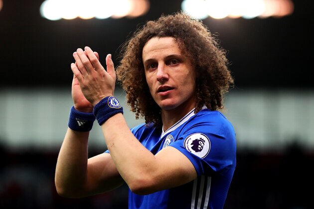 STOKE ON TRENT, ENGLAND - MARCH 18: David Luiz of Chelsea celebrates at full-time following the Premier League match between Stoke City and Chelsea at Bet365 Stadium on March 18, 2017 in Stoke on Trent, England. (Photo by Chris Brunskill Ltd/Getty Images)