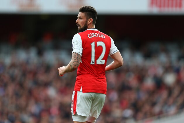 LONDON, ENGLAND - APRIL 02: Olivier Giroud of Arsenal during the Premier League match between Arsenal and Manchester City at Emirates Stadium on April 2, 2017 in London, England. (Photo by Catherine Ivill - AMA/Getty Images)