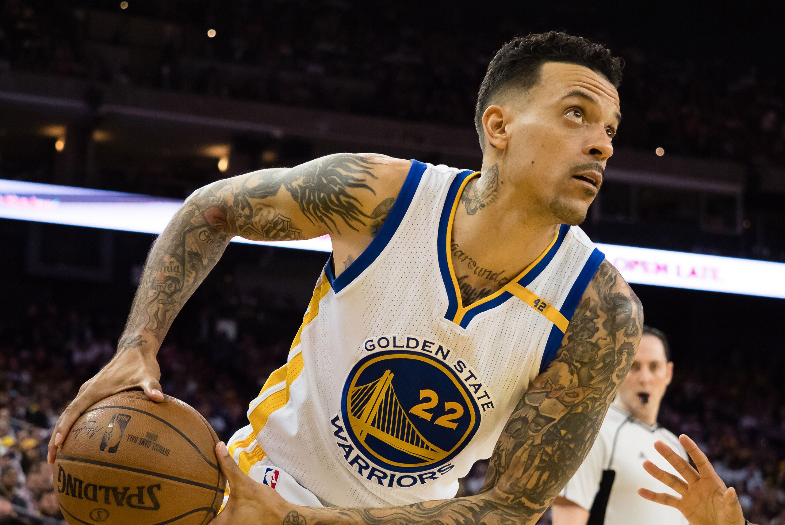 Mar 16, 2017; Oakland, CA, USA; Golden State Warriors forward Matt Barnes (22) controls the ball against the Orlando Magic during the fourth quarter at Oracle Arena. The Golden State Warriors defeated the Orlando Magic 122-92. Mandatory Credit: Kelley L Cox-USA TODAY Sports