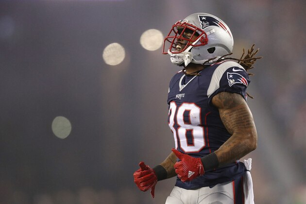 FOXBORO, MA - JANUARY 22: Brandon Bolden #38 of the New England Patriots reacts during the first half against the Pittsburgh Steelers in the AFC Championship Game at Gillette Stadium on January 22, 2017 in Foxboro, Massachusetts. (Photo by Patrick Smith/Getty Images) FOXBORO, MA - JANUARY 22: Brandon Bolden #38 of the New England Patriots reacts during the first half against the Pittsburgh Steelers in the AFC Championship Game at Gillette Stadium on January 22, 2017 in Foxboro, Massachusetts. (Photo by Patrick Smith/Getty Images)