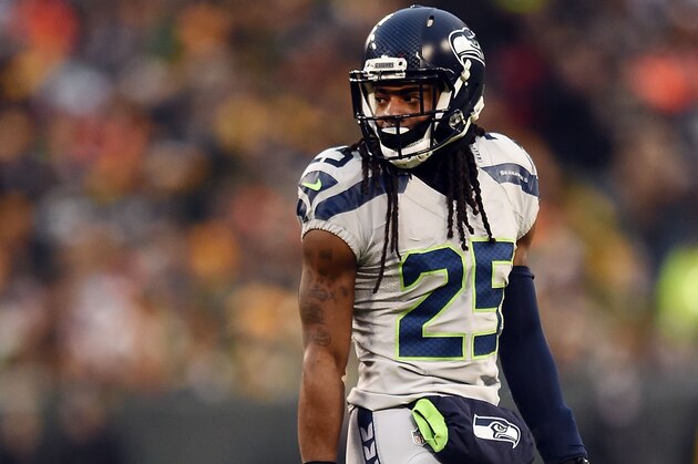 GREEN BAY, WI - DECEMBER 11:  Richard Sherman #25 of the Seattle Seahawks anticipates a play during a game against the Green Bay Packers at Lambeau Field on December 11, 2016 in Green Bay, Wisconsin.  The Packers defeated the Seahawks 38-10.  (Photo by Stacy Revere/Getty Images)