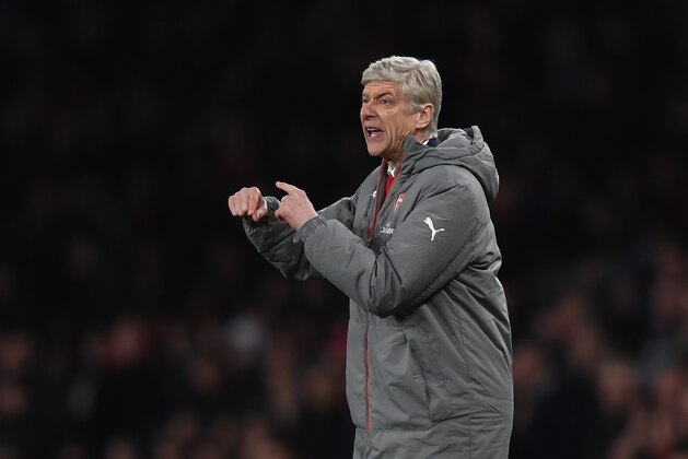 LONDON, ENGLAND - APRIL 05:  Arsenal manager Arsene Wenger during the Premier League match between Arsenal and West Ham United at Emirates Stadium on April 5, 2017 in London, England.  (Photo by Shaun Botterill/Getty Images,)