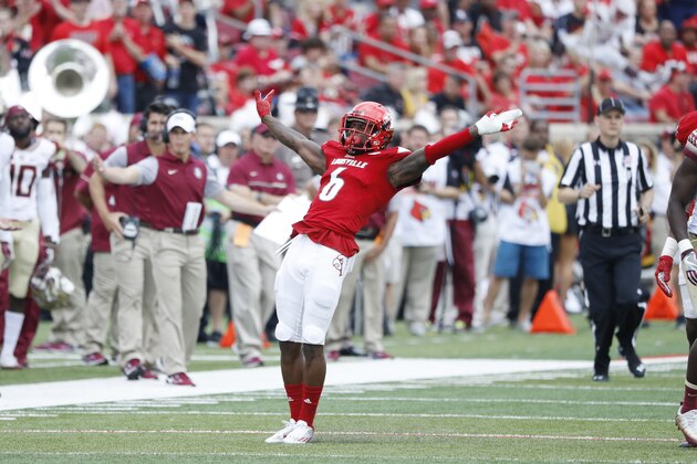 LOUISVILLE, KY - SEPTEMBER 17: Shaq Wiggins #6 of the Louisville Cardinals celebrates against the Florida State Seminoles during the game at Papa John's Cardinal Stadium on September 17, 2016 in Louisville, Kentucky. Louisville defeated Florida State 63-20. (Photo by Joe Robbins/Getty Images)