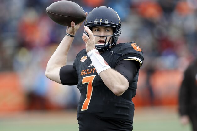 MOBILE, AL - JANUARY 28: California Quarterback Davis Webb #7 of the South Team warms up on the sidelines before the start of the 2017 Resse's Senior Bowl at Ladd-Peebles Stadium on January 28, 2017 in Mobile, Alabama. The South defeated the North 16-15. (Photo by Don Juan Moore/Getty Images)