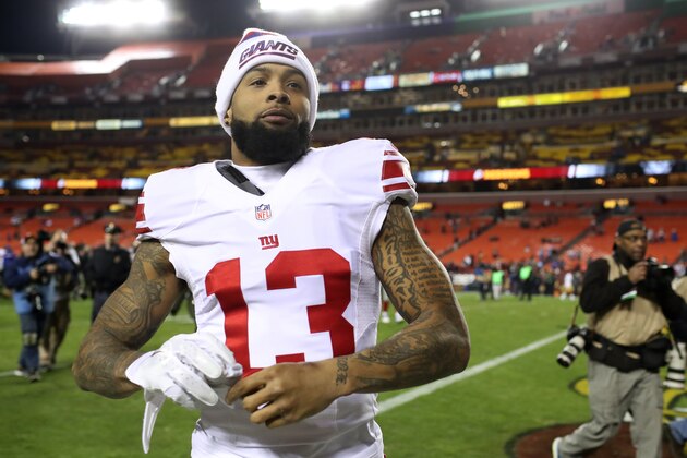 LANDOVER, MD - JANUARY 01: Wide receiver Odell Beckham #13 of the New York Giants walks off of the field after the New York Giants defeated the Washington Redskins 19-10 at FedExField on January 1, 2017 in Landover, Maryland. (Photo by Rob Carr/Getty Images)