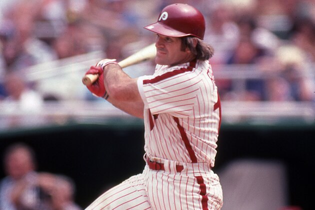 PHILADELPHIA:PA Pete Rose of the Philadelphia Phillies circa 1983 bats at Veterans Stadium in Philadelphia, Pennsylvania.  (Photo by Owen C. Shaw/Getty Images)