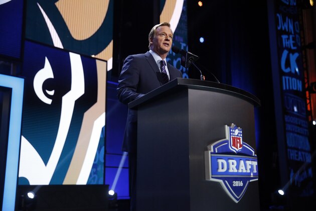 NFL commissioner Roger Goodell speaks during the first round of the 2016 NFL football draft, Thursday, April 28, 2016, in Chicago. (AP Photo/Charles Rex Arbogast)