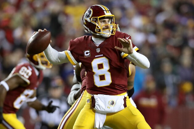 LANDOVER, MD - JANUARY 01: Quarterback Kirk Cousins #8 of the Washington Redskins passes the ball against the New York Giants in the second quarter at FedExField on January 1, 2017 in Landover, Maryland. (Photo by Rob Carr/Getty Images)