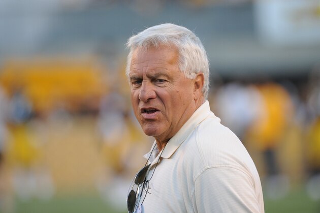 PITTSBURGH - AUGUST 29:  Tom Modrak, vice president of college scouting for the Buffalo Bills, looks on from the field during pregame warmup before a National Football League preseason game against the Pittsburgh Steelers at Heinz Field on August 29, 2009 in Pittsburgh, Pennsylvania.  The Steelers defeated the Bills 17-0.  (Photo by George Gojkovich/Getty Images)
