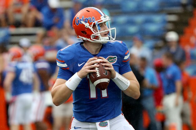GAINESVILLE, FL - OCTOBER 15:  Kyle Trask #11 of the Florida Gators warms up before the game against the Missouri Tigers at Ben Hill Griffin Stadium on October 15, 2016 in Gainesville, Florida.  (Photo by Sam Greenwood/Getty Images)