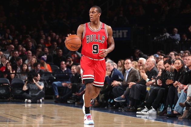 NEW YORK, NY - APRIL 4: Rajon Rondo #9 of the Chicago Bulls handles the ball against the New York Knicks on April 4, 2017 at Madison Square Garden in New York City, New York.  NOTE TO USER: User expressly acknowledges and agrees that, by downloading and or using this photograph, User is consenting to the terms and conditions of the Getty Images License Agreement. Mandatory Copyright Notice: Copyright 2017 NBAE  (Photo by Nathaniel S. Butler/NBAE via Getty Images)