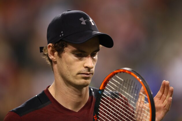 INDIAN WELLS, CA - MARCH 11: Andy Murray of Great Britain shows his frustration during his straight sets defeat by Vasek Pospisil of Canada in their second round match during day six of the BNP Paribas Open at Indian Wells Tennis Garden on March 11, 2017 in Indian Wells, California. (Photo by Clive Brunskill/Getty Images) INDIAN WELLS, CA - MARCH 11: Andy Murray of Great Britain shows his frustration during his straight sets defeat by Vasek Pospisil of Canada in their second round match during day six of the BNP Paribas Open at Indian Wells Tennis Garden on March 11, 2017 in Indian Wells, California. (Photo by Clive Brunskill/Getty Images)