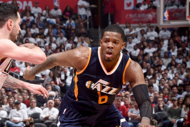 LOS ANGELES, CA - APRIL 15:  Joe Johnson #6 of the Utah Jazz handles the ball against the Los Angeles Clippers in Game One of Round One during the 2017 NBA Playoffs on April 15, 2017 at STAPLES Center in Los Angeles, California. NOTE TO USER: User expressly acknowledges and agrees that, by downloading and/or using this Photograph, user is consenting to the terms and conditions of the Getty Images License Agreement. Mandatory Copyright Notice: Copyright 2017 NBAE (Photo by Andrew D. Bernstein/NBAE via Getty Images)