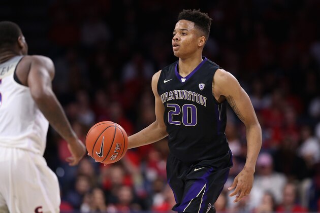 TUCSON, AZ - JANUARY 29:  Markelle Fultz #20 of the Washington Huskies handles the ball during the second half of the college basketball game against the Arizona Wildcats at McKale Center on January 29, 2017 in Tucson, Arizona. The Wildcats defeated the Huskies 77-66.  (Photo by Christian Petersen/Getty Images)