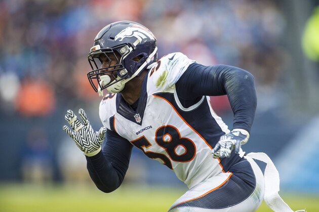 NASHVILLE, TN - DECEMBER 11:  Linebacker Von Miller #58 of the Denver Broncos in action during a NFL game against the Tennessee Titans at Nissan Stadium on December 11, 2016 in Nashville, Tennessee.  (Photo by Ronald C. Modra/Sports Imagery/ Getty Images)