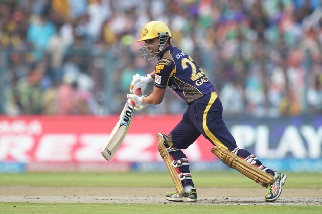 Kolkata Knight Riders captain Gautam Gambhir plays a shot during the 2016 Indian Premier League (IPL) Twenty20 cricket match between Kolkata Knight Riders and Sunrisers Hyderabad at The Eden Gardens Cricket Stadium in Kolkata on May 22, 2016. ----IMAGE RESTRICTED TO EDITORIAL USE - STRICTLY NO COMMERCIAL USE----- / GETTYOUT / AFP / Dibyangshu SARKAR        (Photo credit should read DIBYANGSHU SARKAR/AFP/Getty Images)