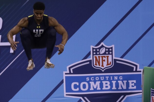 Connecticut defensive back Obi Melifonwu runs the 40-yard dash at the NFL football scouting combine Monday, March 6, 2017, in Indianapolis. (AP Photo/David J. Phillip)