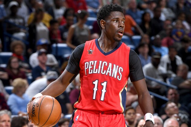 NEW ORLEANS, LA - APRIL 4:  Jrue Holiday #11 of the New Orleans Pelicans handles the ball against the Denver Nuggets on April 4, 2017 at the Smoothie King Center in New Orleans, Louisiana. NOTE TO USER: User expressly acknowledges and agrees that, by downloading and or using this Photograph, user is consenting to the terms and conditions of the Getty Images License Agreement. Mandatory Copyright Notice: Copyright 2017 NBAE (Photo by Garrett Ellwood/NBAE via Getty Images)
