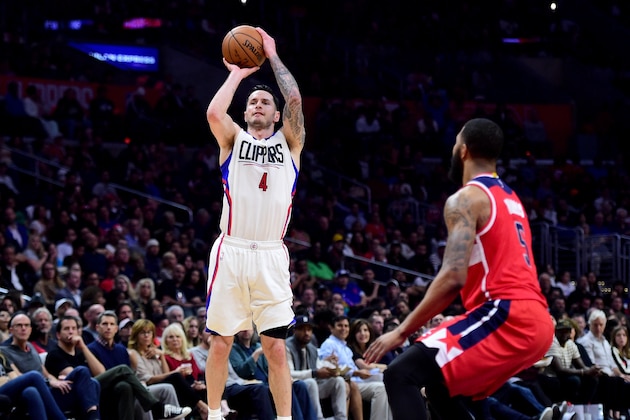 LOS ANGELES, CA - MARCH 29:  JJ Redick #4 of the LA Clippers shoots a three in front of Markieff Morris #5 of the Washington Wizards during a 133-124 Clipper win at Staples Center on March 29, 2017 in Los Angeles, California.  NOTE TO USER: User expressly acknowledges and agrees that, by downloading and or using this photograph, User is consenting to the terms and conditions of the Getty Images License Agreement.  (Photo by Harry How/Getty Images)