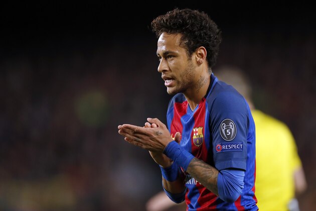 Neymar of FC Barcelonaduring the UEFA Champions League quarter final match between FC Barcelona and Juventus FC on April 19, 2017 at the Camp Nou stadium in Barcelona, Spain.(Photo by VI Images via Getty Images)