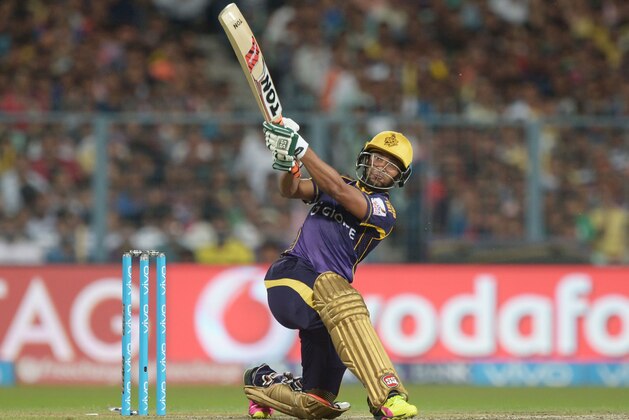 Kolkata Knight Riders Shakib Al Hasan plays a shot during the 2016 Indian Premier League (IPL) Twenty20 cricket match between Kolkata Knight Riders and Royal Challengers Bangalore at the Eden Gardens Cricket Stadium in Kolkata on May 16, 2016.  ----IMAGE RESTRICTED TO EDITORIAL USE - STRICTLY NO COMMERCIAL USE----- / GETTYOUT' / AFP / Dibyangshu SARKAR        (Photo credit should read DIBYANGSHU SARKAR/AFP/Getty Images)