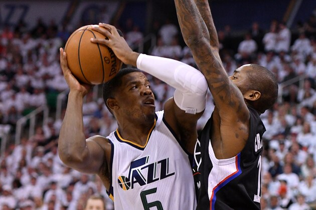 SALT LAKE CITY, UT - APRIL 23: Joe Johnson #6 of the Utah Jazz looks to shoot past the defense of Jamal Crawford #11 of the Los Angeles Clippers in the first half in Game Four of the Western Conference Quarterfinals during the 2017 NBA Playoffs at Vivint Smart Home Arena on April 23, 2017 in Salt Lake City, Utah. NOTE TO USER: User expressly acknowledges and agrees that, by downloading and or using this photograph, User is consenting to the terms and conditions of the Getty Images License Agreement. (Photo by Gene Sweeney Jr/Getty Images)