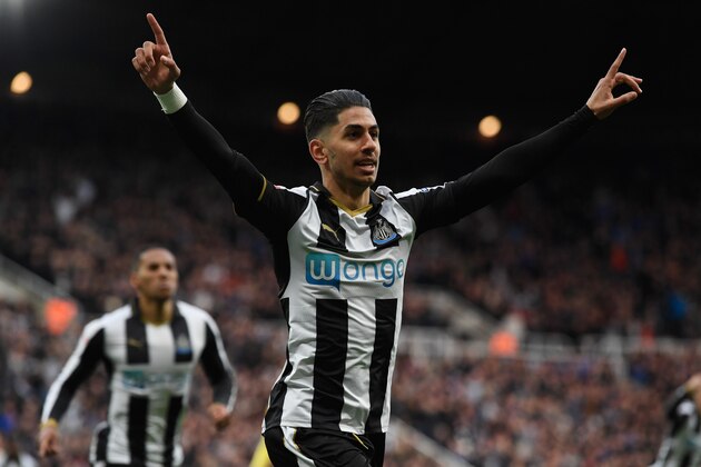 NEWCASTLE UPON TYNE, ENGLAND - APRIL 24:  Ayoze Perez of Newcastle United celebrates as he scores their first goal during the Sky Bet Championship match between Newcastle United and Preston North End at St James' Park on April 24, 2017 in Newcastle upon Tyne, England.  (Photo by Stu Forster/Getty Images)