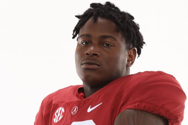 Reuben Foster of Alabama is the 2016 Butkus Award winner as the nation's best collegiate linebacker