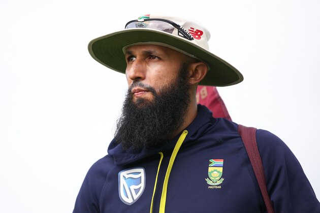 WELLINGTON, NEW ZEALAND - MARCH 18:  Hashim Amla of South Africa looks on during day three of the test match between New Zealand and South Africa at Basin Reserve on March 18, 2017 in Wellington, New Zealand.  (Photo by Hagen Hopkins/Getty Images)