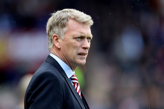 SUNDERLAND, ENGLAND - APRIL 15:  David Moyes manager of Sunderland looks on prior to the Premier League match between Sunderland and West Ham United at Stadium of Light on April 15, 2017 in Sunderland, England.  (Photo by Ian MacNicol/Getty Images)