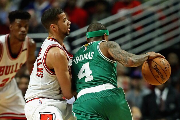 CHICAGO, IL - APRIL 23:    Michael Carter-Williams #7 of the Chicago Bulls tries to defend Isaiah Thomas #4 of the Boston Celtics during Game Four of the Eastern Conference Quarterfinals during the 2017 NBA Playoffs at the United Center on April 23, 2017 in Chicago, Illinois. The Celtics defeated the Bulls 104-95. (Photo by Jonathan Daniel/Getty Images)