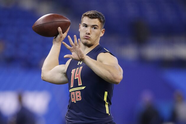 INDIANAPOLIS, IN - MARCH 04: Quarterback Mitch Trubisky of North Carolina in action during day four of the NFL Combine at Lucas Oil Stadium on March 4, 2017 in Indianapolis, Indiana. (Photo by Joe Robbins/Getty Images)