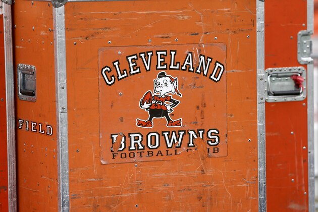 MOBILE, AL - JANUARY 28: A general view of a Clevaland Browns equipment cart with the team's logo on it during the 2017 Resse's Senior Bowl at Ladd-Peebles Stadium on January 28, 2017 in Mobile, Alabama. The South defeated the North 16-15. (Photo by Don Juan Moore/Getty Images)