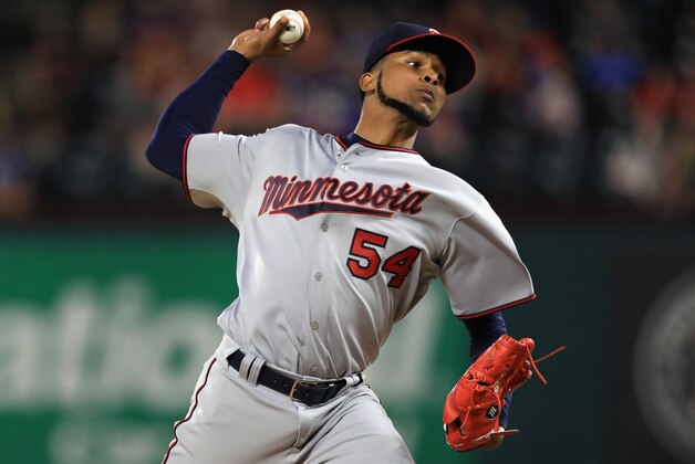 ARLINGTON, TX - APRIL 25:  Ervin Santana #54 of the Minnesota Twins throws against the Texas Rangers in the sixth inning at Globe Life Park in Arlington on April 25, 2017 in Arlington, Texas.  (Photo by Ronald Martinez/Getty Images)