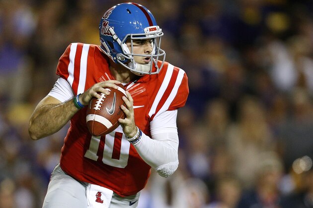 BATON ROUGE, LA - OCTOBER 22:  Chad Kelly #10 of the Mississippi Rebels throws the ball during a game against the LSU Tigers at Tiger Stadium on October 22, 2016 in Baton Rouge, Louisiana.  (Photo by Jonathan Bachman/Getty Images)